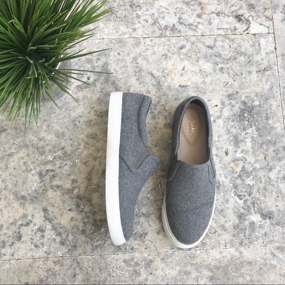 Clarks gray slip-on